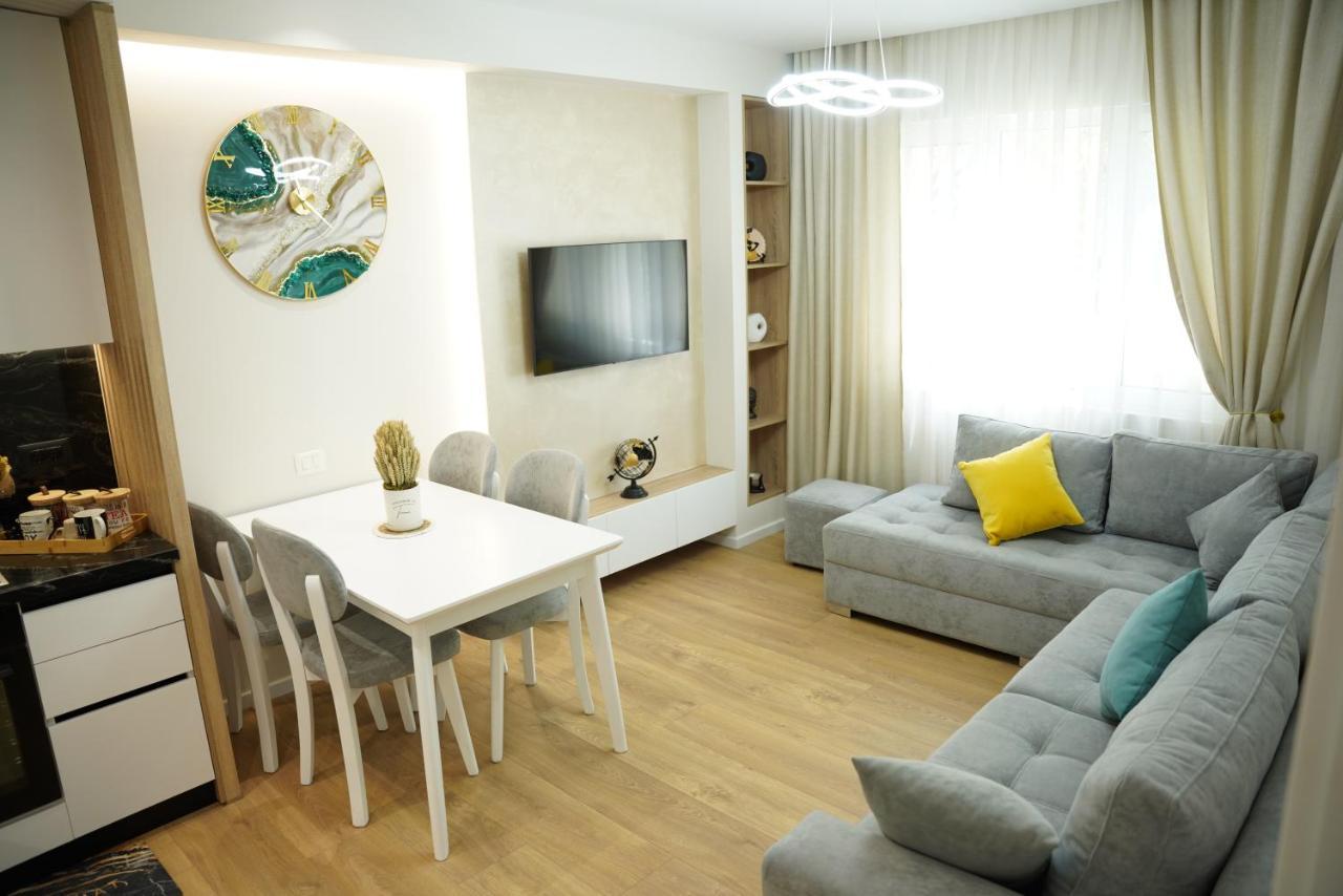 Feel Home Apartment Tirana Exterior foto