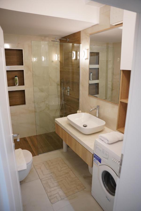 Feel Home Apartment Tirana Exterior foto