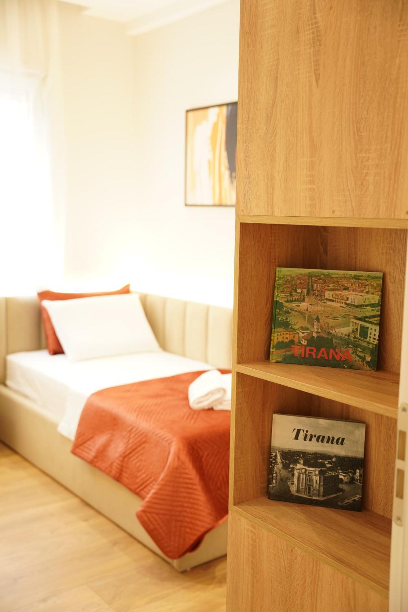 Feel Home Apartment Tirana Exterior foto